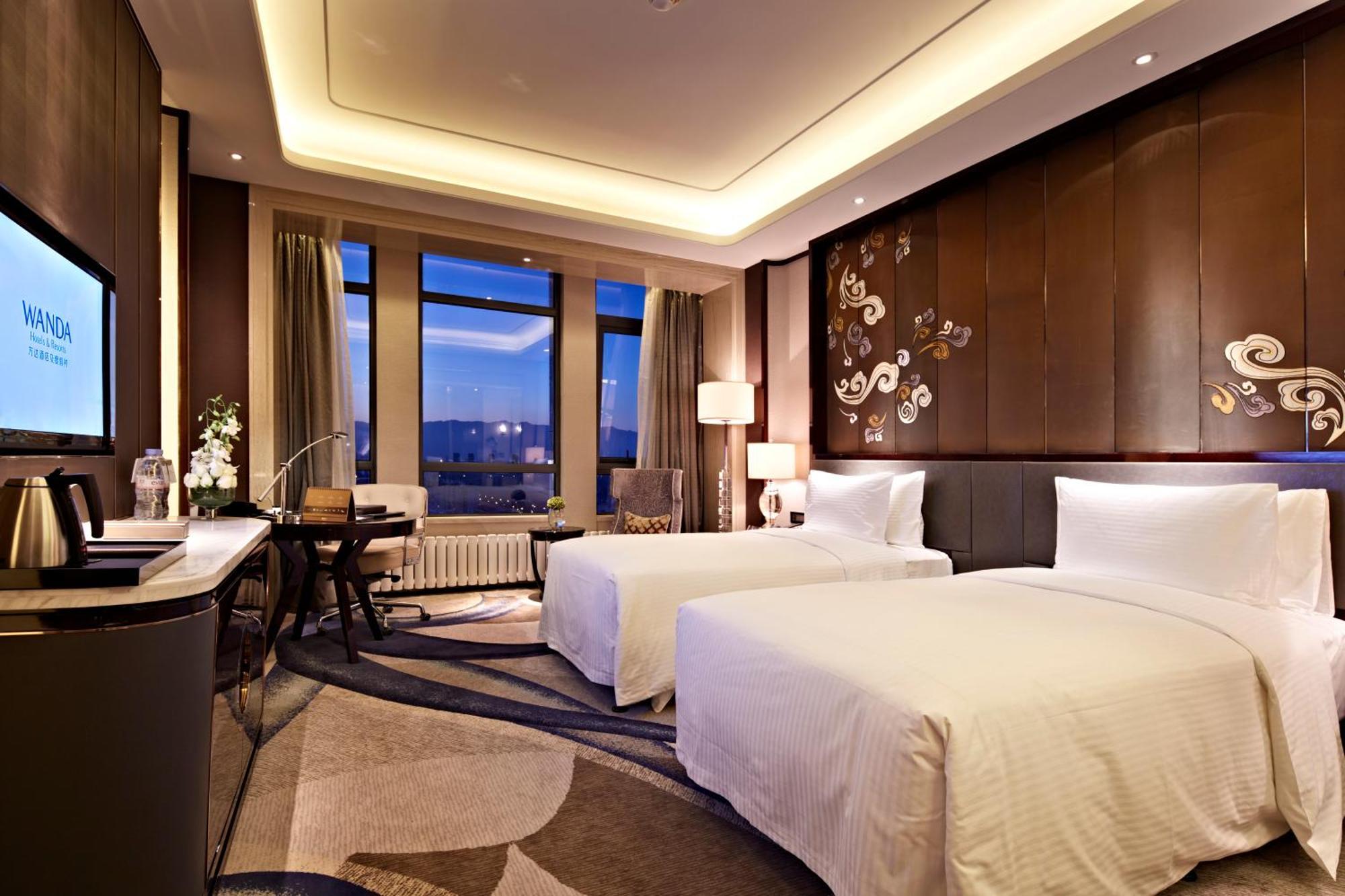 Wanda Realm Yinchuan Hotel Exterior photo